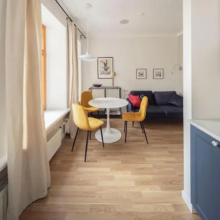 Family Apartment, Free Parking Lägenhet *